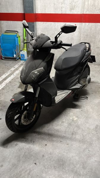 Scooter Aprilia Sr125 EcoSport black