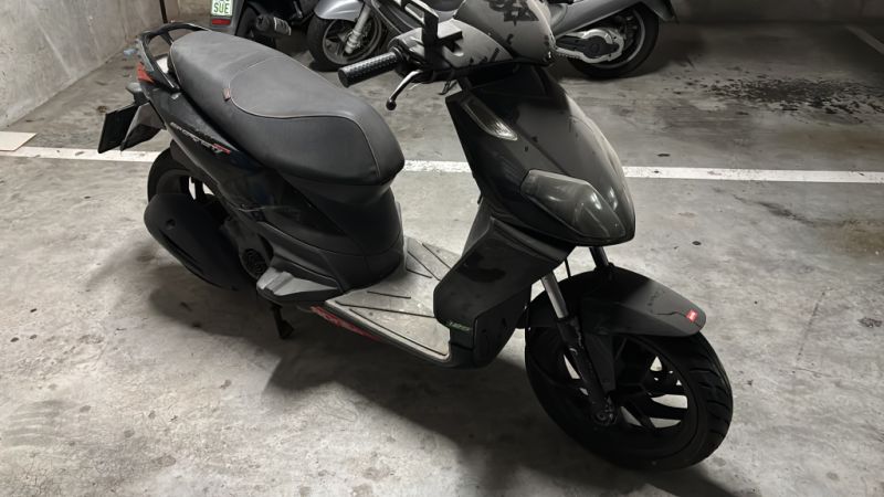 Scooter Aprilia Sr125 EcoSport black