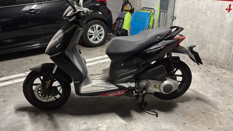 Scooter Aprilia Sr125 EcoSport black