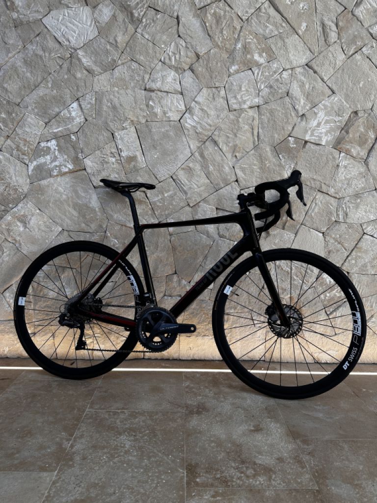 Rose Rennrad in gutem Zustand und sofort einsatzbereit.