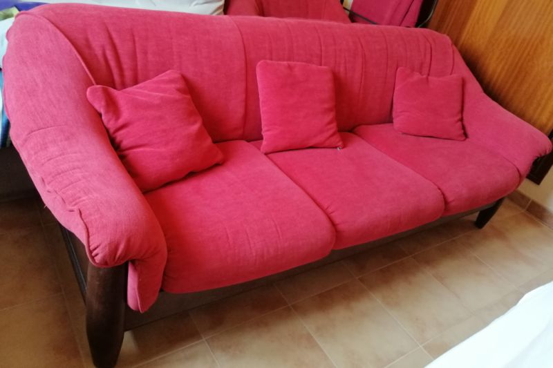 Rotes Vintage Sofa