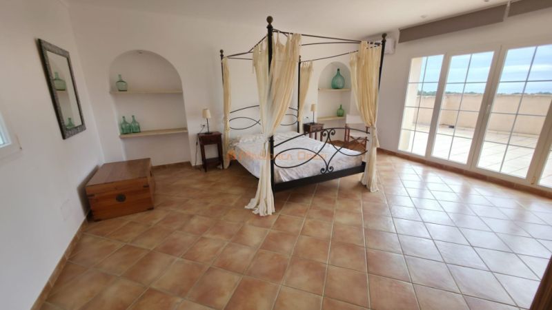 Rustikale Finca zur Miete zwischen Portocolom und S’Horta