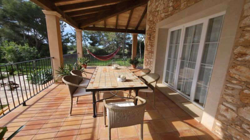 Rustikale Finca zur Miete zwischen Portocolom und S’Horta