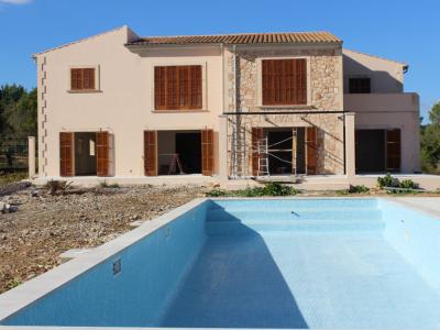 Rustikales Anwesen in Porto Colom