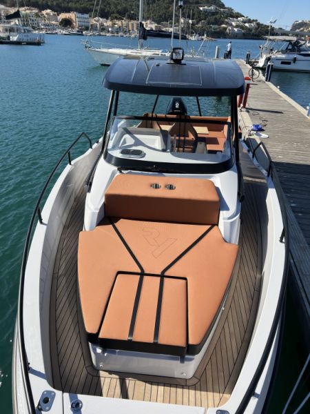 RYCK 280 – Power, Style & Fun on the Sea!