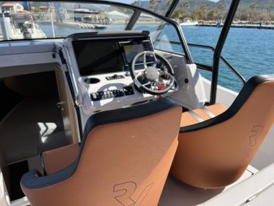 RYCK 280 – Power, Style & Fun on the Sea!