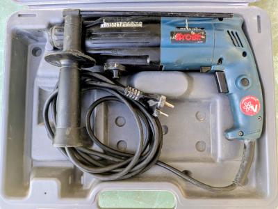 RYOBI Bohrhammer Modell Industrial 230 Volt - 750 Watt.