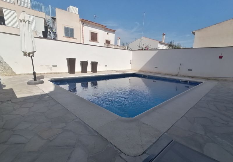 Saison: 2 Etagenchalet mit Pool und Ölzentralheizung in Son Bielo - Sa Rapita -- CH 06