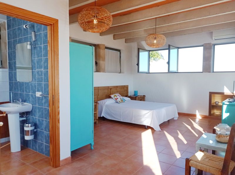 SAISON 24/25: Moderne Finca mit Heizung bei Ses Covetes - Es Trenc --- F 38 WT