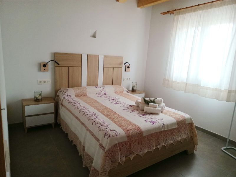 SAISON 26 / 27: 2 Etagenreihenhaus mit Terrasse in S Illot -- RH 13 T