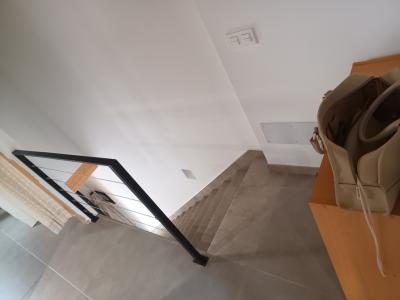 SAISON 26 / 27: 2 Etagenreihenhaus mit Terrasse in S Illot -- RH 13 T