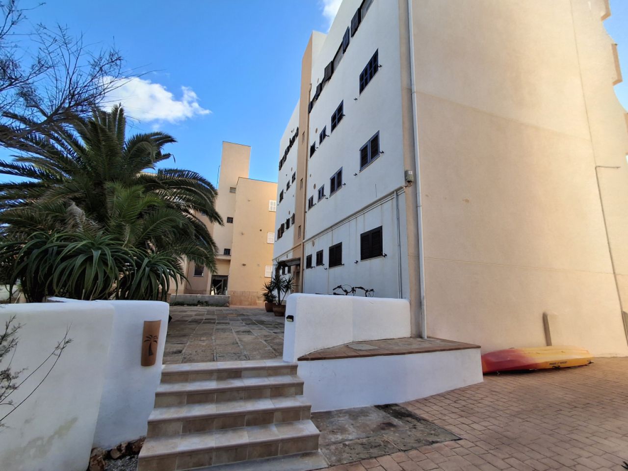 Season 26/27: Nice apartment on the 1st coastline of Colonia St. Jordi -- AP 08 T
