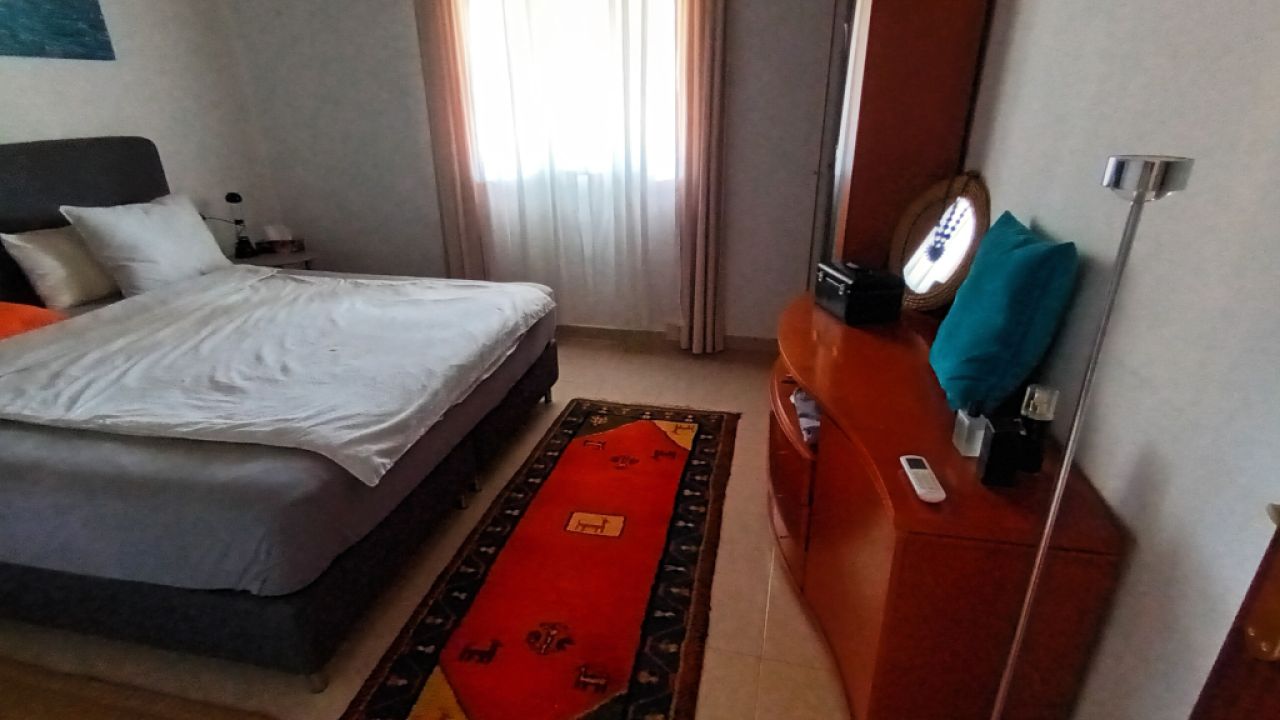 SAISON bis zu 4 Monate: Ebenerdiges Chalet mit Pool, AC; Pelett am S Amarrador - Santanyi -- CH 42 T