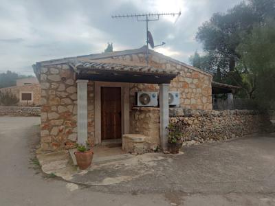 Saison: Casita mit Gemeinschaftspool und Innenhof in einer Siedlung bei Campos --- C 01 WT