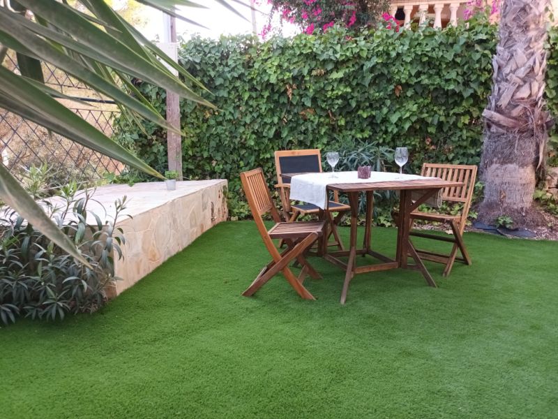 Saison: Chalet mit Fussbodenheizung, Garten und Pool in Cala LLombards -- CH 07 T