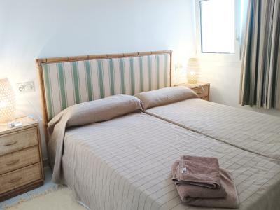 SAISON: Duplex - Wohnung in 1. Linie der Küste von Cala Murada -- AP 08  T