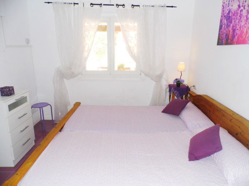 SAISON: Ebenerdiges Chalet mit Garten und Kamin am S Amarrador -- Santanyi -- CH 139 T