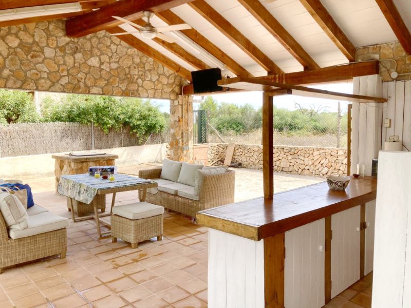 SEASON: Single-storey chalet with small pool and garden at Cala Mondrago - Santanyi -- CH 78 T