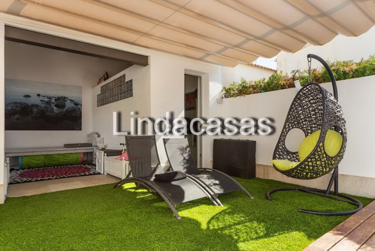 SAISON: Exklusives 2 Etagenchalet mit Pool in ruhiger Lage von Sa Rapita -- CH 77 T