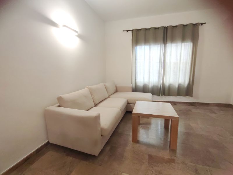 SAISON: Moderne 2 Etagenparterrewohnung ohne Terrasse  im Zentrum von Felanitx -- AP 26 T