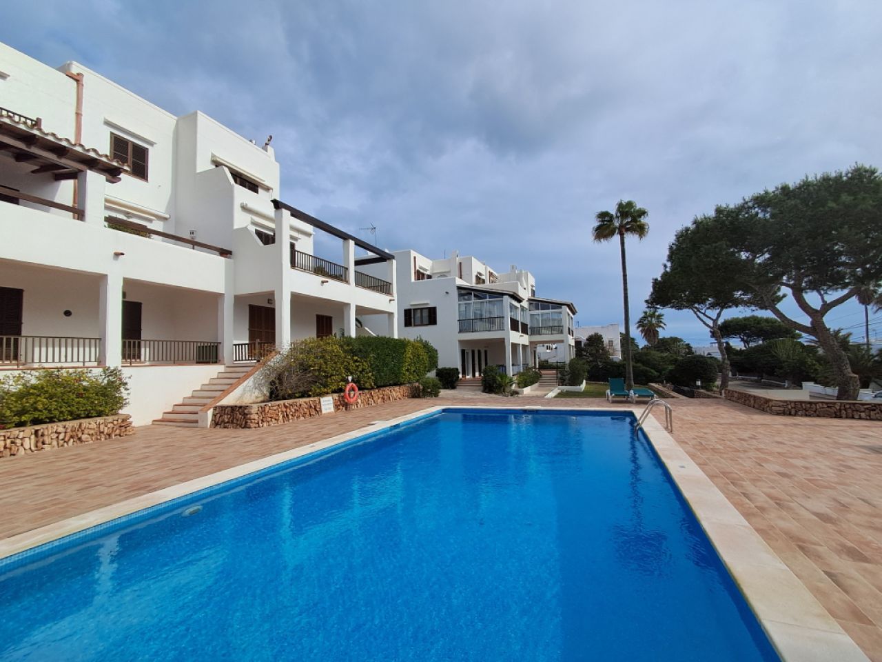 SAISON: Modernes Apartment mit Winterterrasse und Meerblick in Cala Dor -- AP 132 T