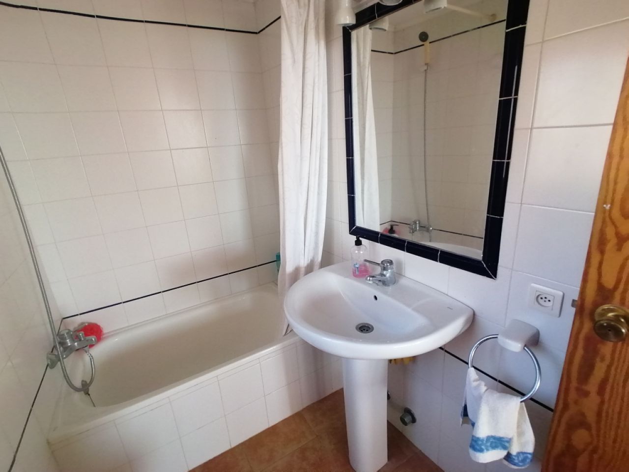 SAISON: Modernes DUplex mit traumhaftem Ausblick, vielen Terrassen in Montouri -- AP 25 T