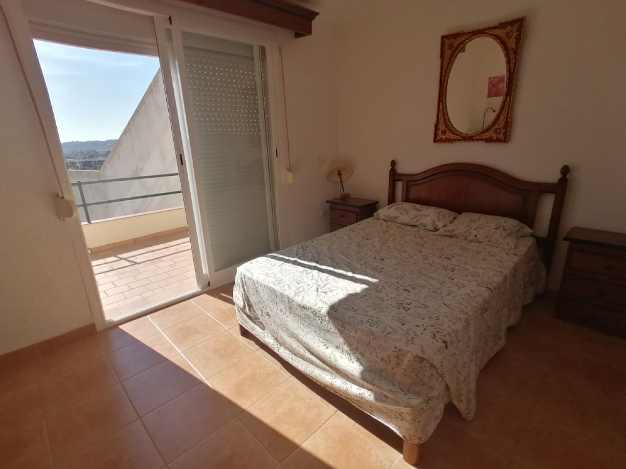 SAISON: Modernes DUplex mit traumhaftem Ausblick, vielen Terrassen in Montouri -- AP 25 T