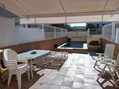 SAISON: Modernes Reihenhaus mit Pool in Son BIelo - Süden -- RH 06 T/WT