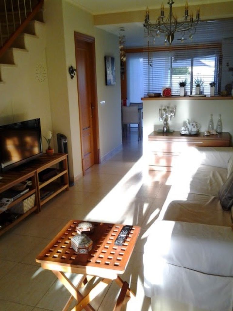 SAISON: Modernes Reihenhaus mit Pool in Son BIelo - Süden -- RH 06 T/WT