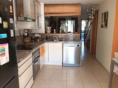 SAISON: Modernes Reihenhaus mit Pool in Son BIelo - Süden -- RH 06 T/WT