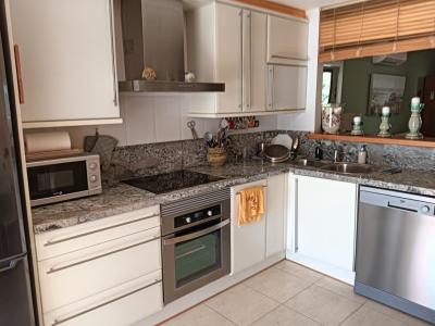 SAISON: Modernes Reihenhaus mit Pool in Son BIelo - Süden -- RH 06 T/WT