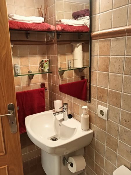 SAISON: Modernes Reihenhaus mit Pool in Son BIelo - Süden -- RH 06 T/WT