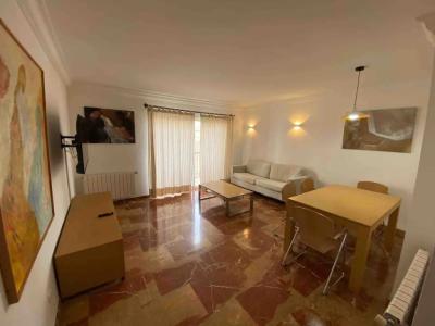 SAISON: Modernes und grosses Apartment im Zentrum von Palma -- AP 11 T CM
