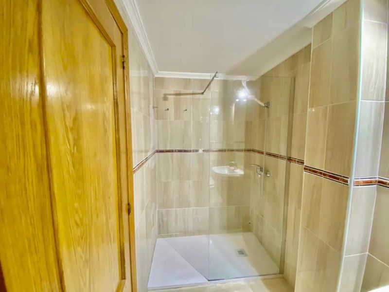 SAISON: Modernes und grosses Apartment im Zentrum von Palma -- AP 11 T CM