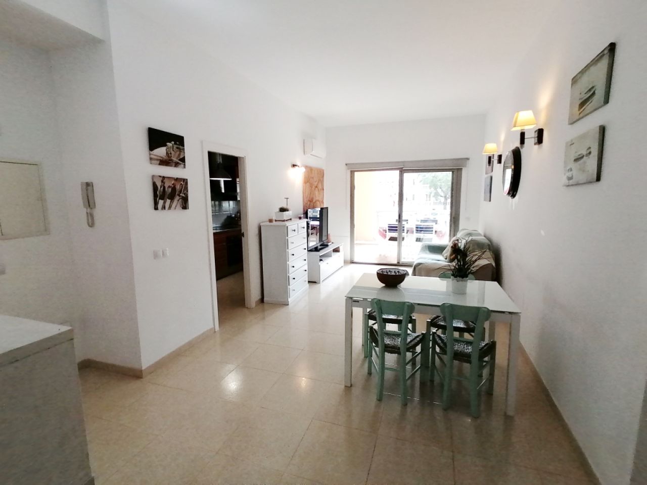 Season: Ground-floor apartment with 2 terraces and AC in Colonia St Jordi --- AP 24 T