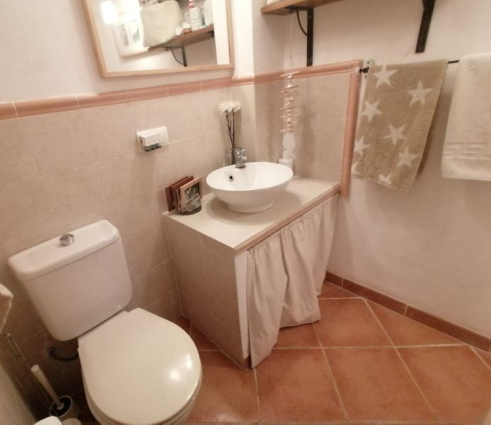 SAISON: Parterreapartment mit Garten/ Terrassen in Colonia St Jordi -- AP 07 T