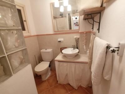 SAISON: Parterreapartment mit Garten/ Terrassen in Colonia St Jordi -- AP 07 T