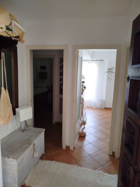SAISON: Parterreapartment mit Garten/ Terrassen in Colonia St Jordi -- AP 07 T