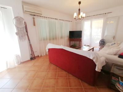 SAISON: Parterreapartment mit Garten/ Terrassen in Colonia St Jordi -- AP 07 T