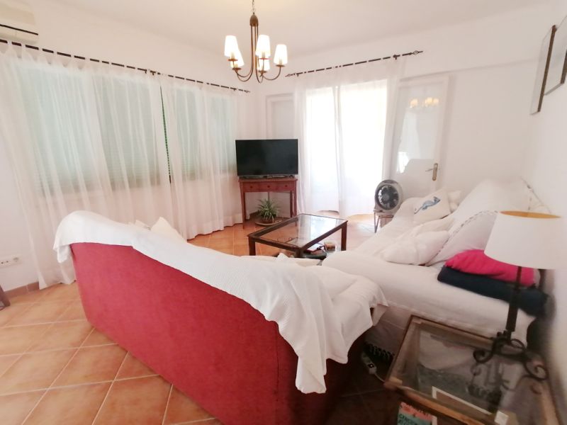 SAISON: Parterreapartment mit Garten/ Terrassen in Colonia St Jordi -- AP 07 T