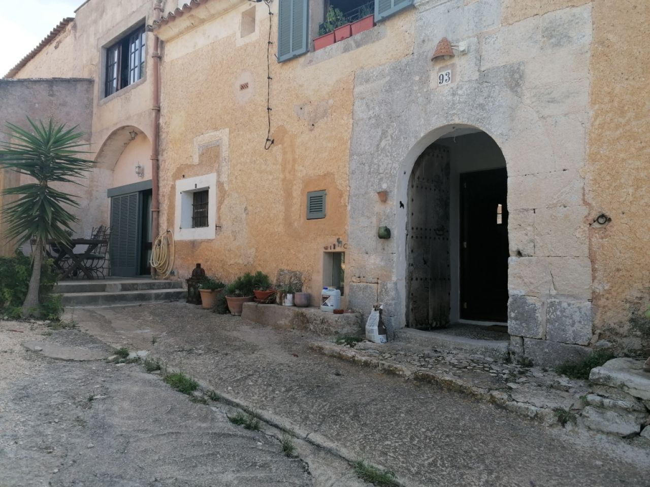 Saison: Parterreapartment mit Ölzentralheizung, Terrasse auf dem Lande bei Cas Concos-- AP 62 T