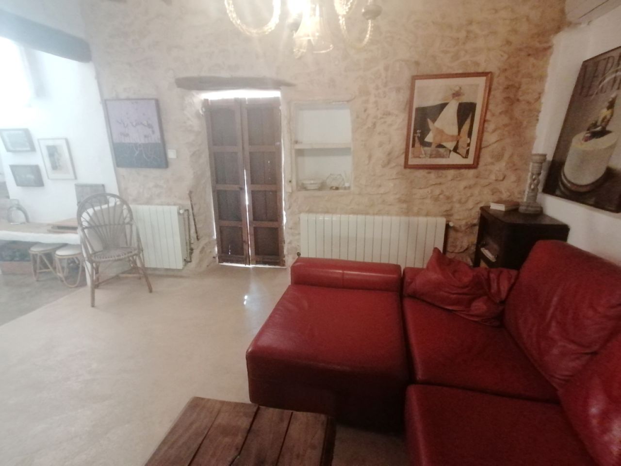 Saison: Parterreapartment mit Ölzentralheizung, Terrasse auf dem Lande bei Cas Concos-- AP 62 T