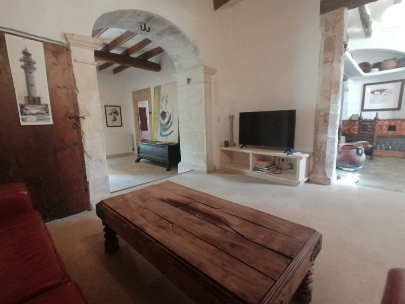 Saison: Parterreapartment mit Ölzentralheizung, Terrasse auf dem Lande bei Cas Concos-- AP 62 T