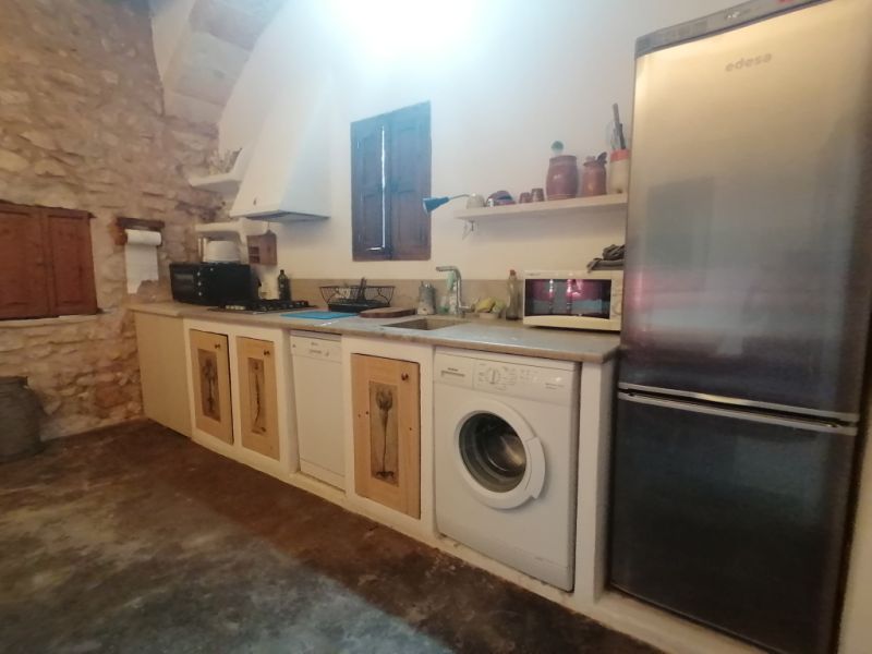 Saison: Parterreapartment mit Ölzentralheizung, Terrasse auf dem Lande bei Cas Concos-- AP 62 T