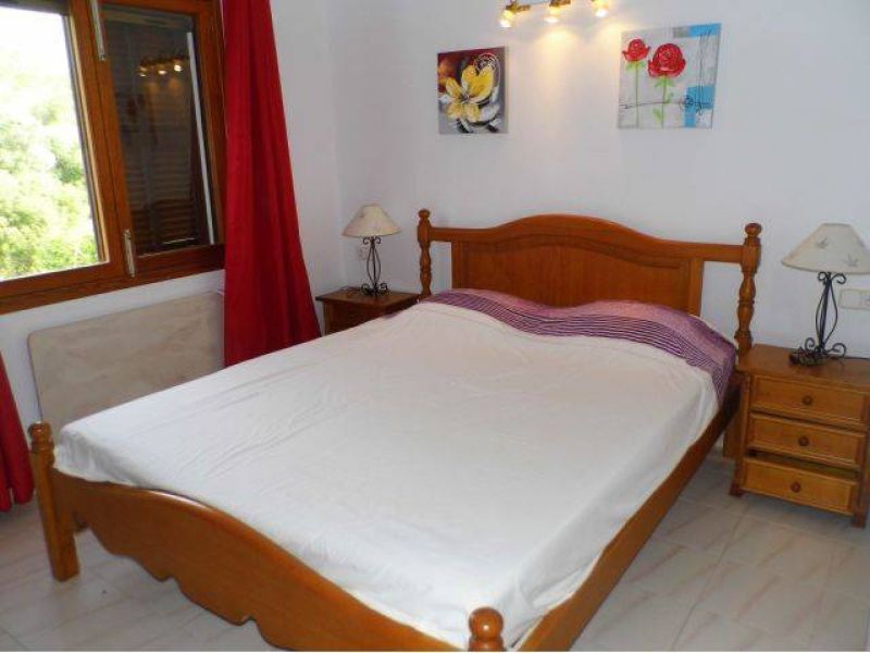 SAISON: Schönes Apartment mit Pool in 1. Linie der Küste von Cala Dor  - AP 132