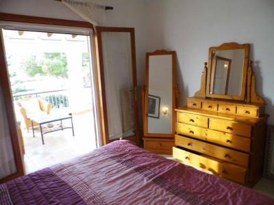 SAISON: Schönes Apartment mit Pool in 1. Linie der Küste von Cala Dor  - AP 132