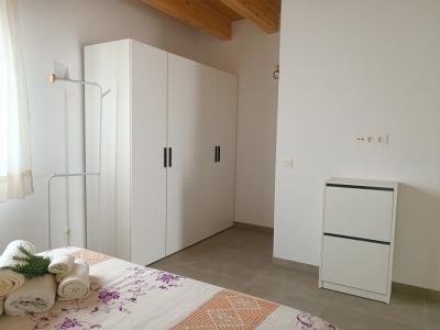 Saison: Schönes Reihenhaus mit viel Komfort und Terrassen in S Illot -- RH 13 T