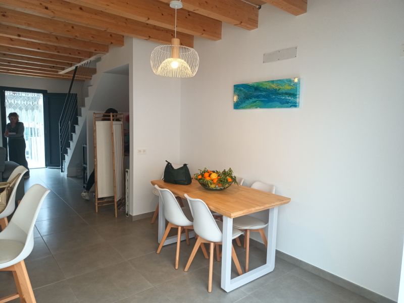 Saison: Schönes Reihenhaus mit viel Komfort und Terrassen in S Illot -- RH 13 T