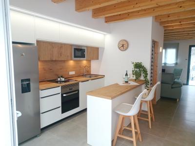 Saison: Schönes Reihenhaus mit viel Komfort und Terrassen in S Illot -- RH 13 T