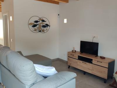 Saison: Schönes Reihenhaus mit viel Komfort und Terrassen in S Illot -- RH 13 T